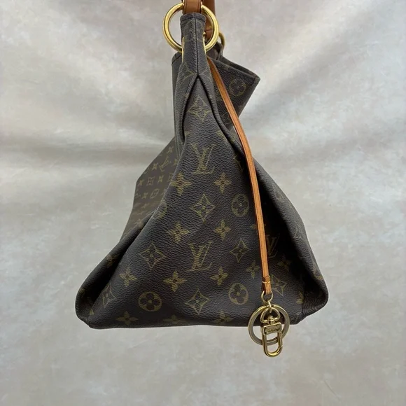 Louis Vuitton hobo bag (limited) - Picture 2 of 3